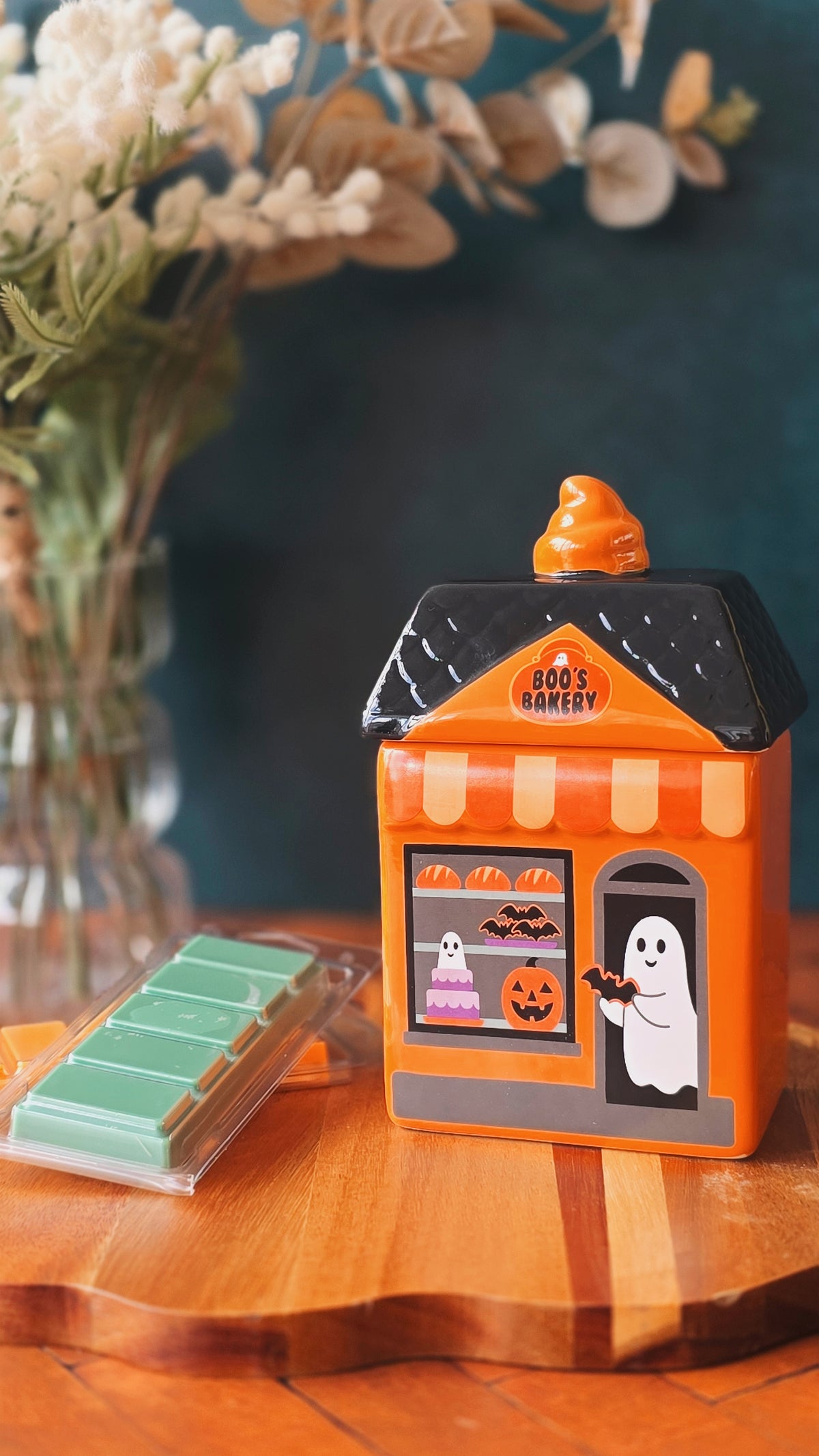 Boo's Bakery Oil and Wax Warmer